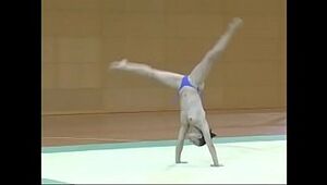 Gymnastics Player Preform Nudes - http://teenpornlabs.com