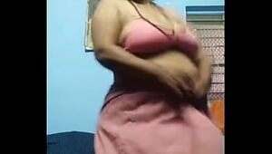 Mature lady showing body 2